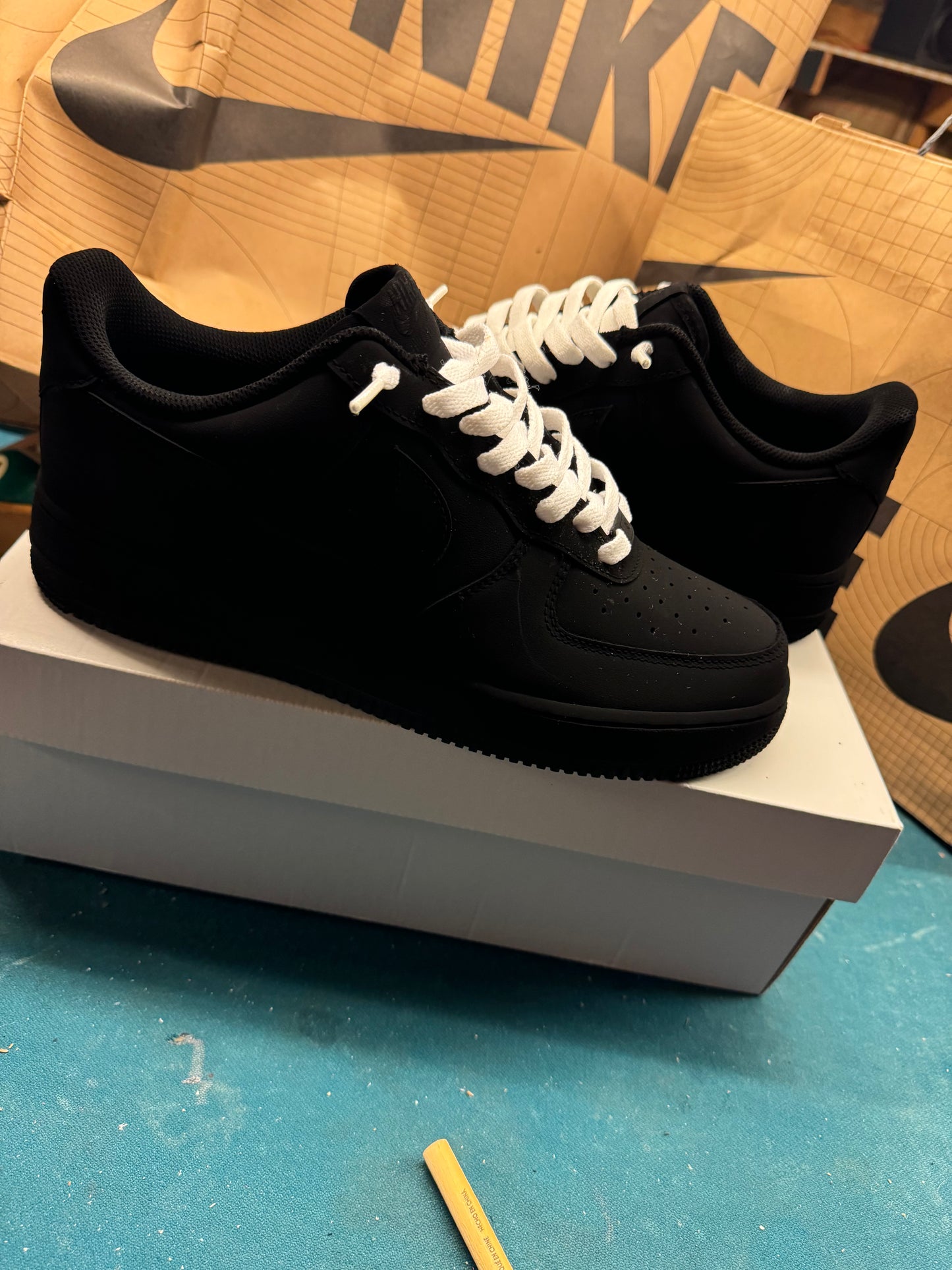 The Darkest AF1 (White lace)